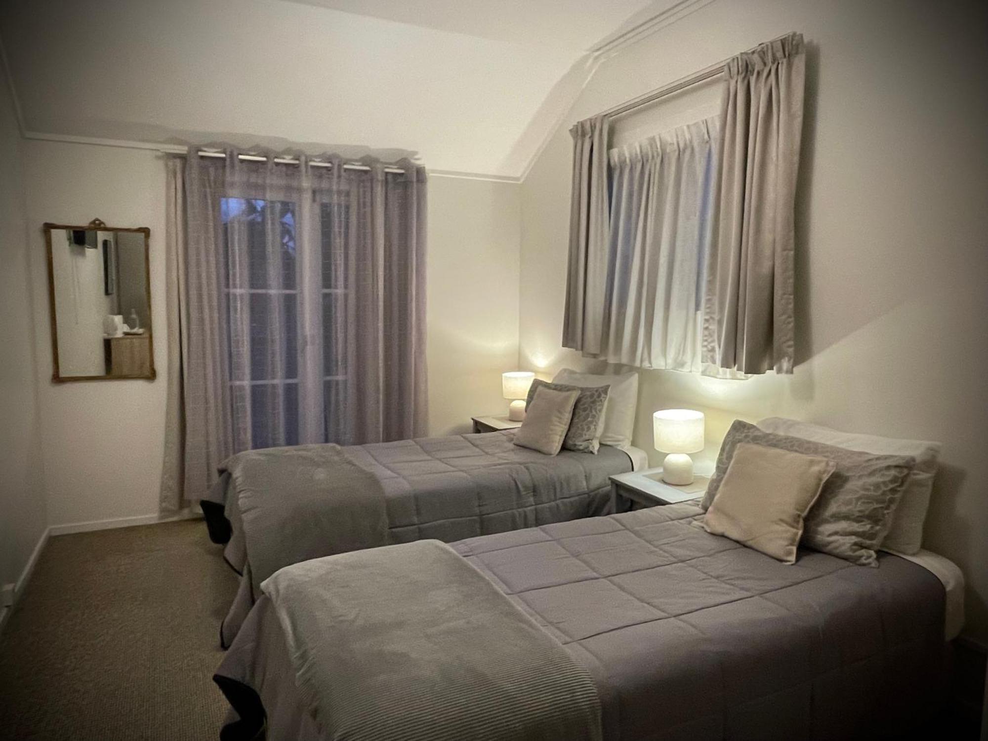 Bavaria Boutique Hotel Окленд Экстерьер фото